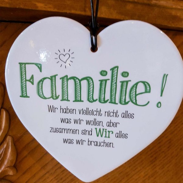 Porzellan - Herz mit Spruch "Famile"